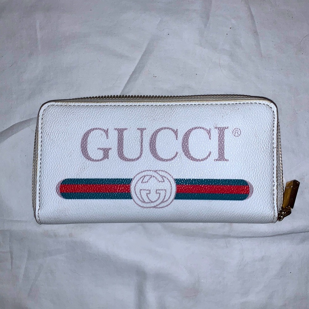 inspo: gucci wallet